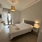 Mira Taormine