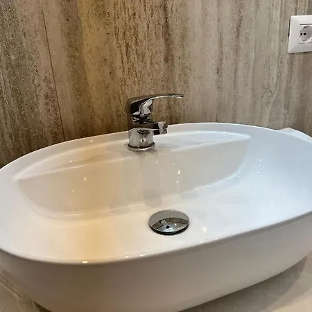 Mira 3*
