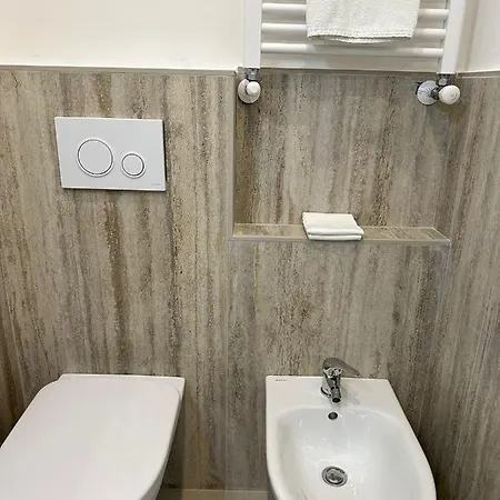 Pensjonat Mira *